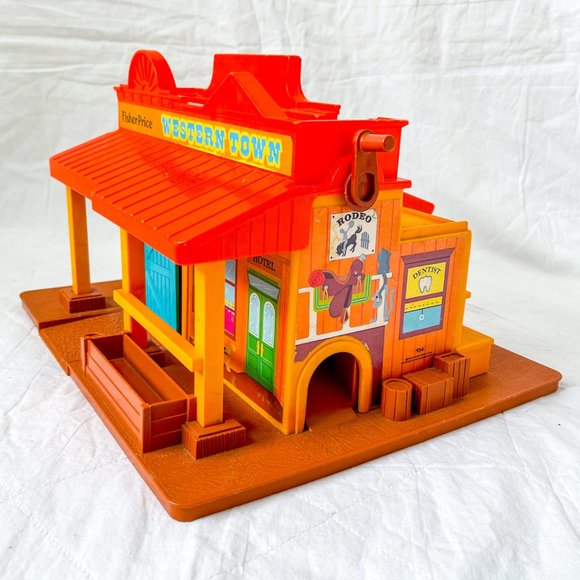 Vintage 1982 Fisher Price Play Family Little People Western Town Set #934 - Picture 8 of 11